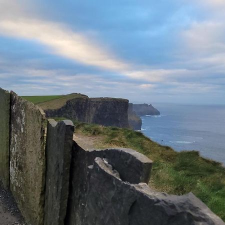 Moher Lodge Liscannor Exteriér fotografie